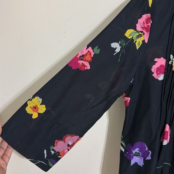 Soft Surrounding Pleated Dark Floral Lightweight Tunic Blouse Size S Casual - Picture 4 of 13